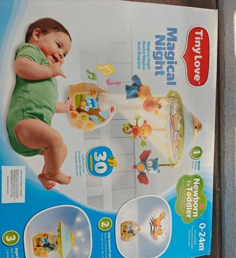 Kolotoč nad postielku tinylove pre bábätká,