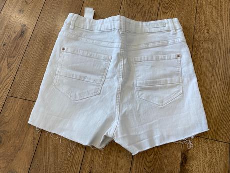 Biele kraťase , šortky, 38
