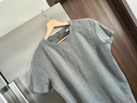 Uniqlo športové jednoduché šaty s vreckami m, m