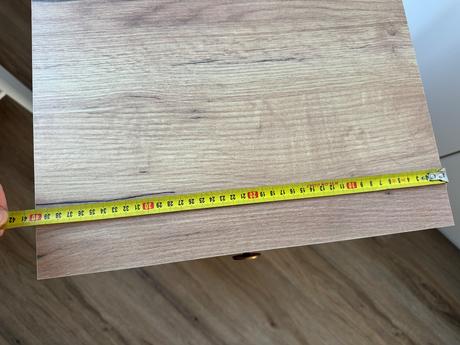 Komoda livarno so 4 zasuvkami orig. zabalena, 