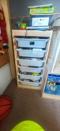 Ikea trofast vysoký úložný diel so 6 boxmi,