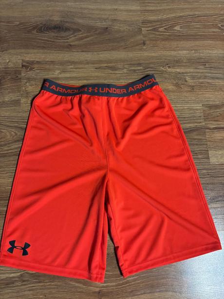 Kraťasy, under armour,158