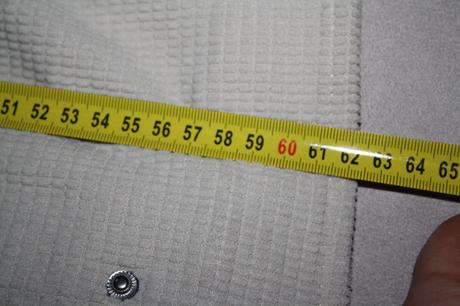 Bundicka s kapucnou, m