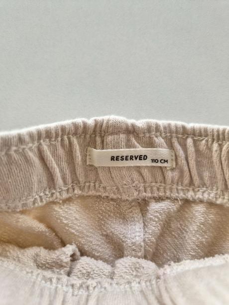 Šortky, reserved,110