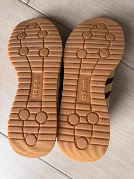 Krásne adidas sneakers, adidas,40