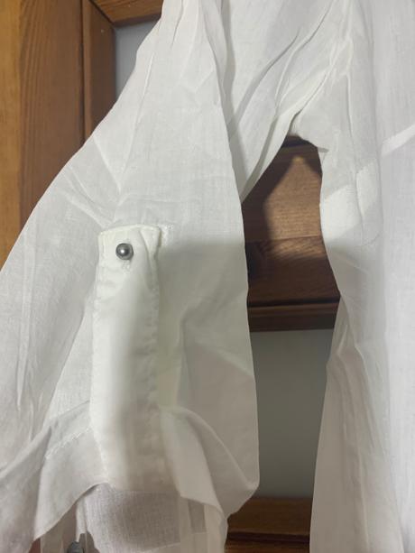 Biela bľúzka, house,s