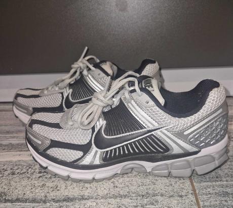 Teniske nike zoom vomero 5 mtlc silver, nike,38