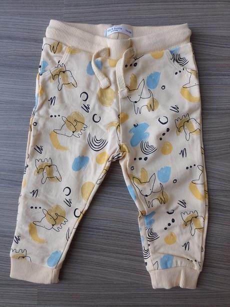 Tepláky 74, sinsay,74