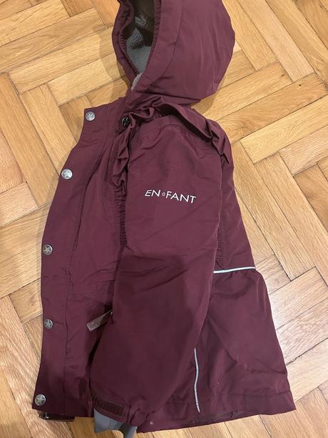 En fant zimná bunda, 110