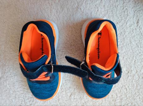 Tenisky, champion,22