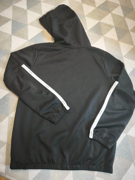 S kapucňou, nike,146