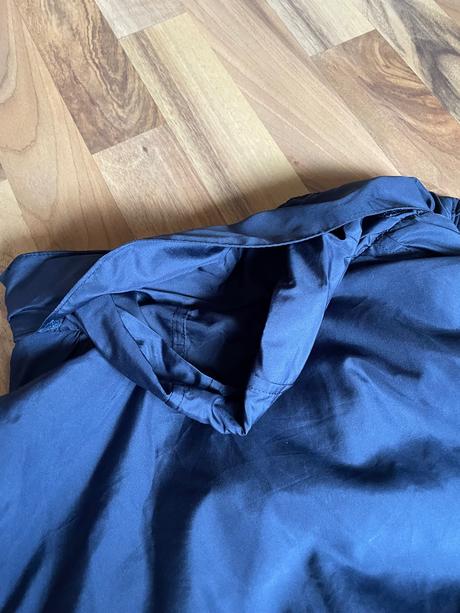 Prechodná bunda, 134