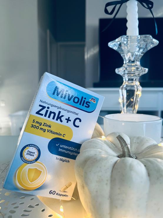 Mivolis Kapsuly Zinok + vitamín C Depot, 60 ks