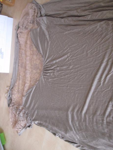 Dámsky tenký svetrík s čipkou, 42/44, atmosphere,42