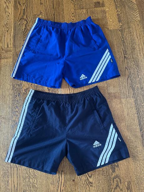 Dvoje kratasy, adidas,xs