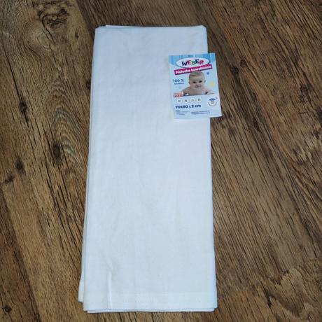 Pevná biela plienka,