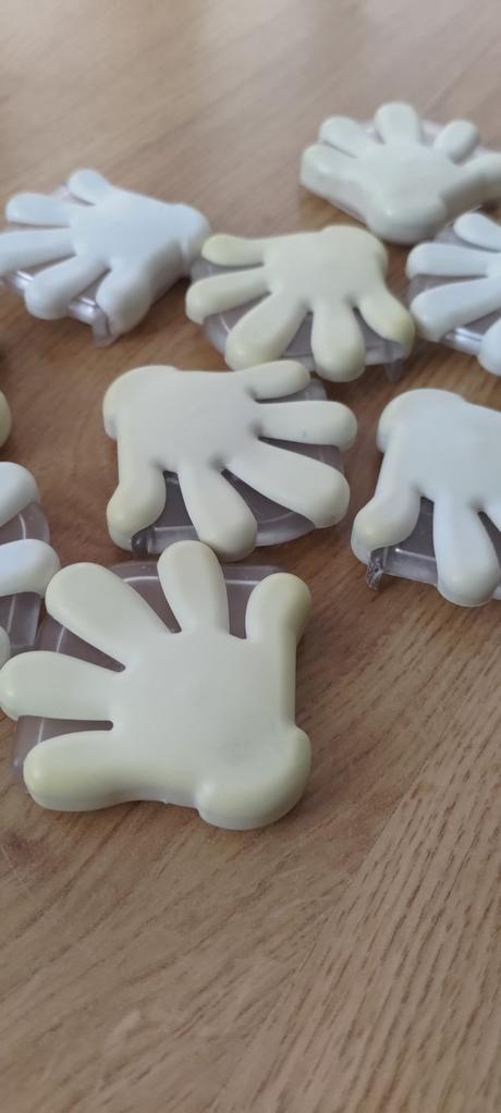 Chranice rohov ikea, ikea