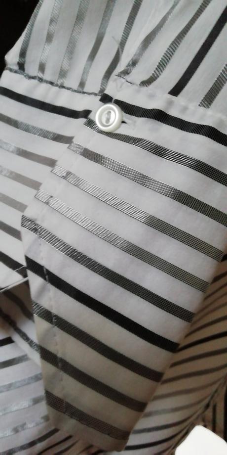 Blúzka so striebornými pásikmi bez poskodeni, yessica,38