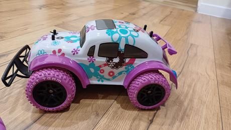 Auto na ovládanie pre dievča, 