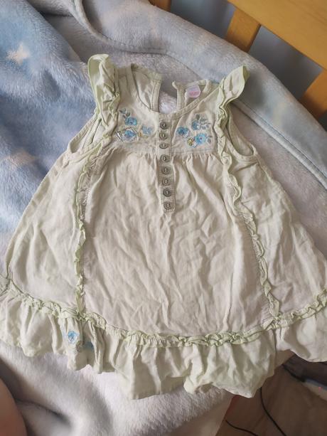 Šaty vyšívané menchestrove next, next,74