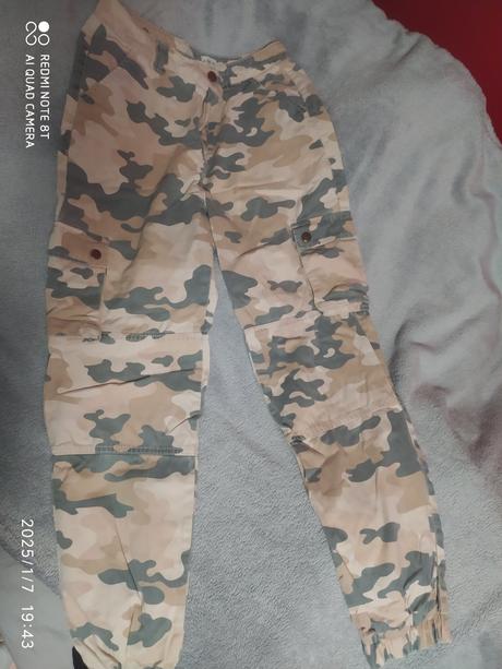 Maskáčové, f&f,146