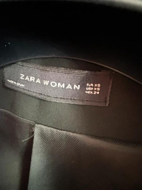 Zara - dámske čierne elegantné sako, zara,34