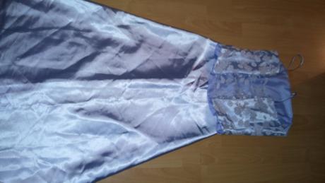 Bledomodré spoločenské šaty, s