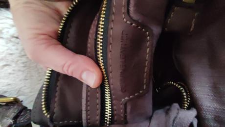 Dámska kožená kabelka, 