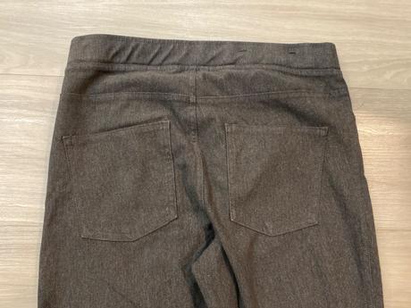 Dvoje džegínsy/ nohavice, pepperts,158