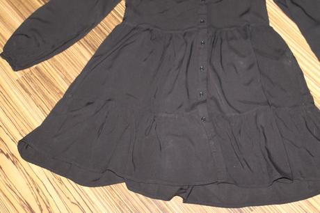 Volánové čierne šaty stradivarius v. s, stradivarius,s