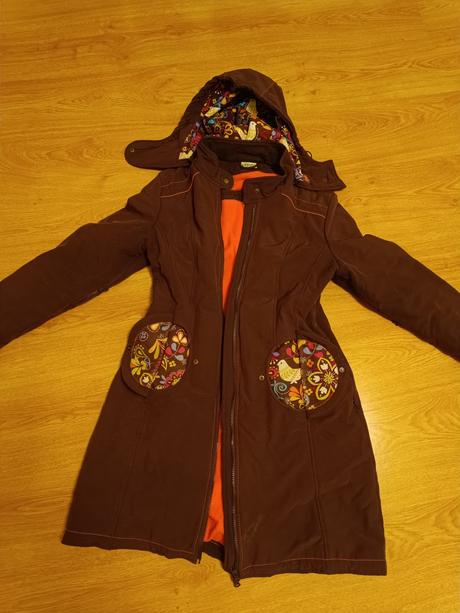 Kabát liliputi na nosenie, l