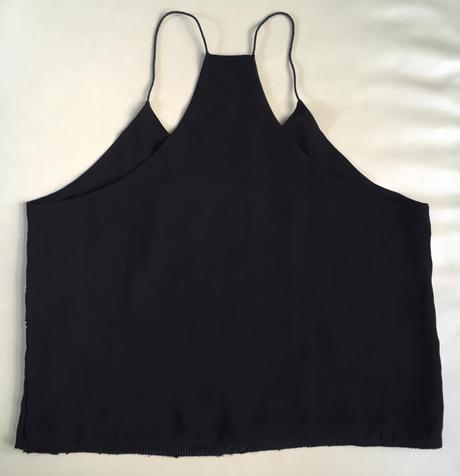 L/40 cierny top s vysivanym vzorom, l