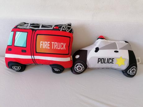 Vankúše hasičské a policajné auto, 