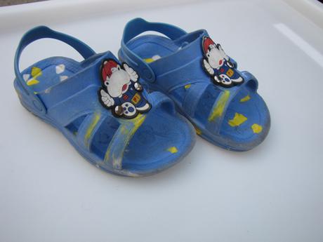 Sandálky-gumené, 25