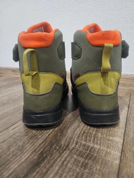 Zimne topanky adidas, adidas,39
