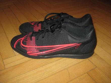 Nike tenisky, nike,42