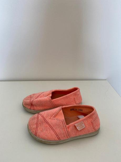 Neonové slip on, reserved,24
