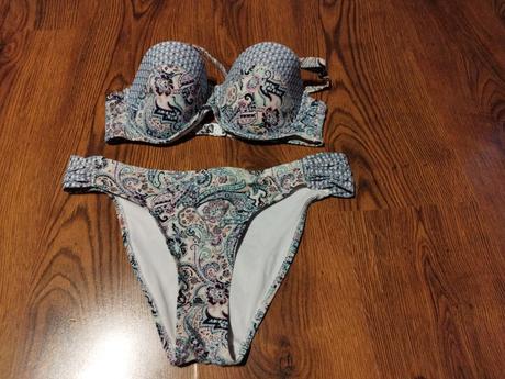 Plavky, colours of the world,m