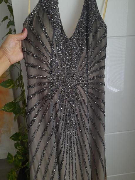 Spoločenské šaty, 40