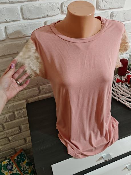 Pudrovo ružové tričko m,l sadne, gate