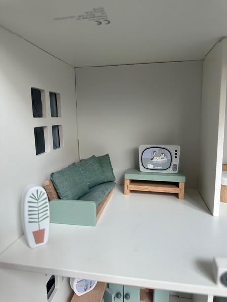 Drevený domček pre bábiky little dutch, 