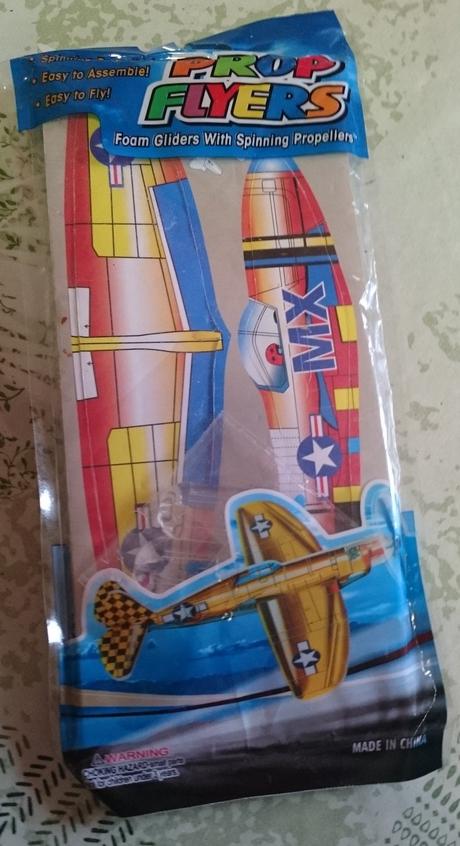 Zostavte si hádzacie lietadlá, rappa,