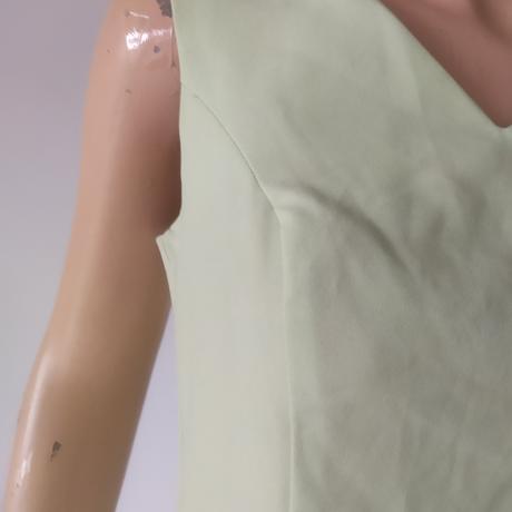 C 38 saty zelene  raz oblecene, m