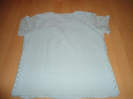 Bledomodre tricko, l