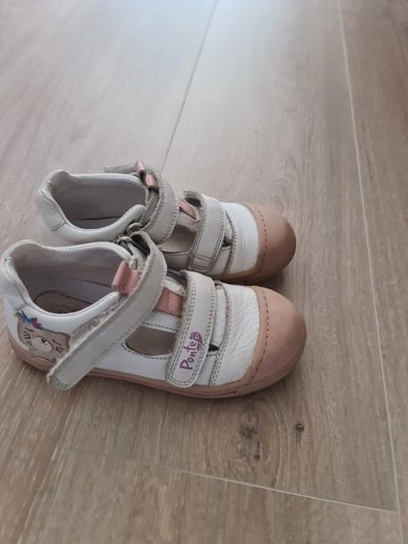 Sandálky, d.d.step,28