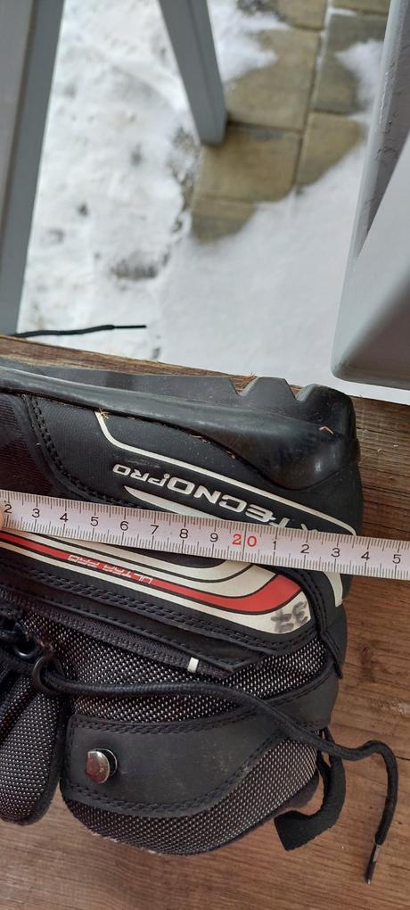 Predám detské bežky slegar 460 zack 160 cm + topán, 