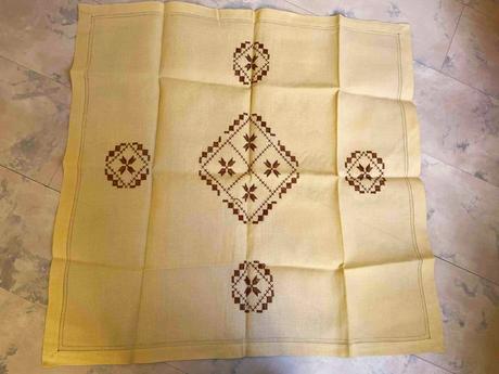 Vyšívaný obrus, 