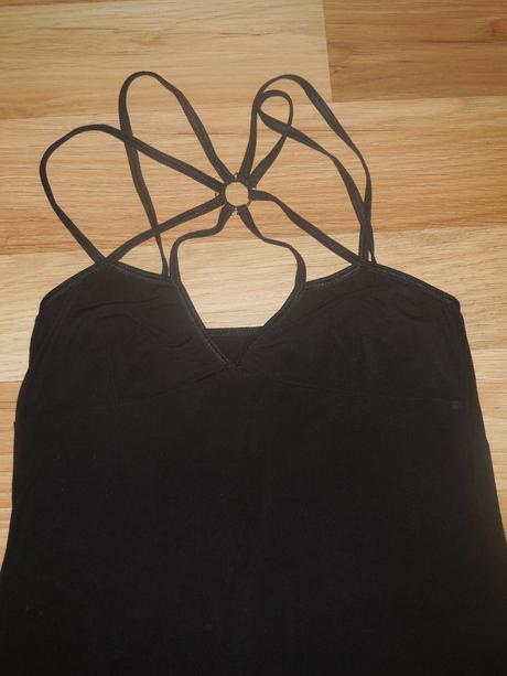 Nočná košielka so zaujímavým viazaním, s