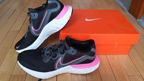 Tenisky zn. nike renew run, nike,35