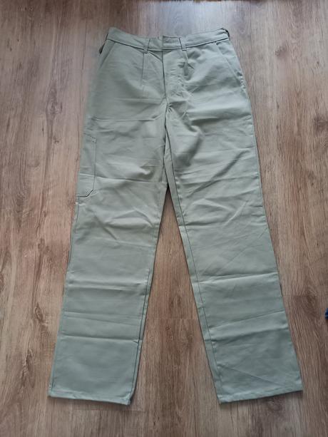 Monterkove nohavice, l